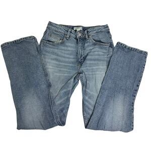 H&M Light Wash Denim Jeans - Size US 6 / EUR 38 - Classic Style